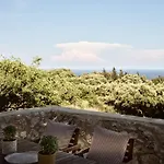 Дом отдыха Dounias Village - Traditional Architecture & Modern Luxury, By Zantewize *
