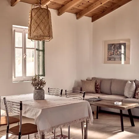 Dounias Village - Traditional Architecture & Modern Luxury Holiday home Korithion