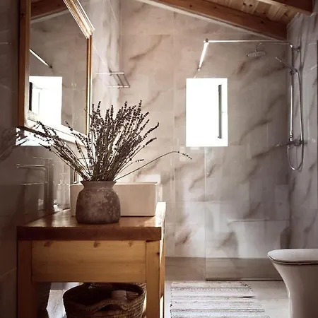 Holiday home Dounias Village - Traditional Architecture & Modern Luxury *