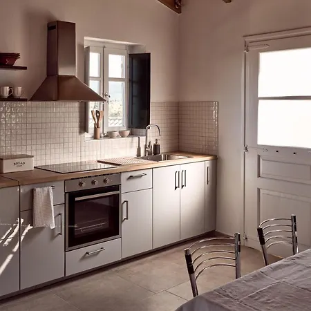 Dounias Village - Traditional Architecture & Modern Luxury Korithion