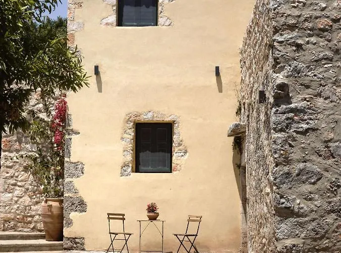 Dounias Village - Traditional Architecture & Modern Luxury, By Zantewize Casa vacanze Koríthion