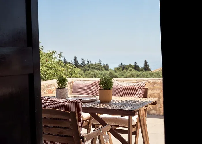 Dounias Village - Traditional Architecture & Modern Luxury, By Zantewize Casa vacanze *
