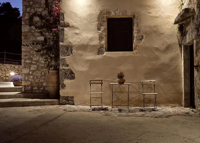 Dounias Village - Traditional Architecture & Modern Luxury, By Zantewize Casa vacanze *